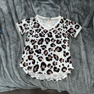 coeur de vague cheetah print top size small